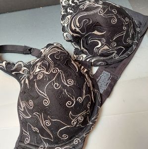 Playtex Secrets underwire bra side smoother 44C